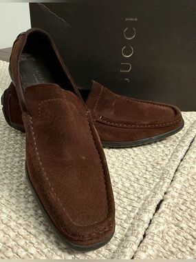 GUCCI Brown Suede Driver Loafers